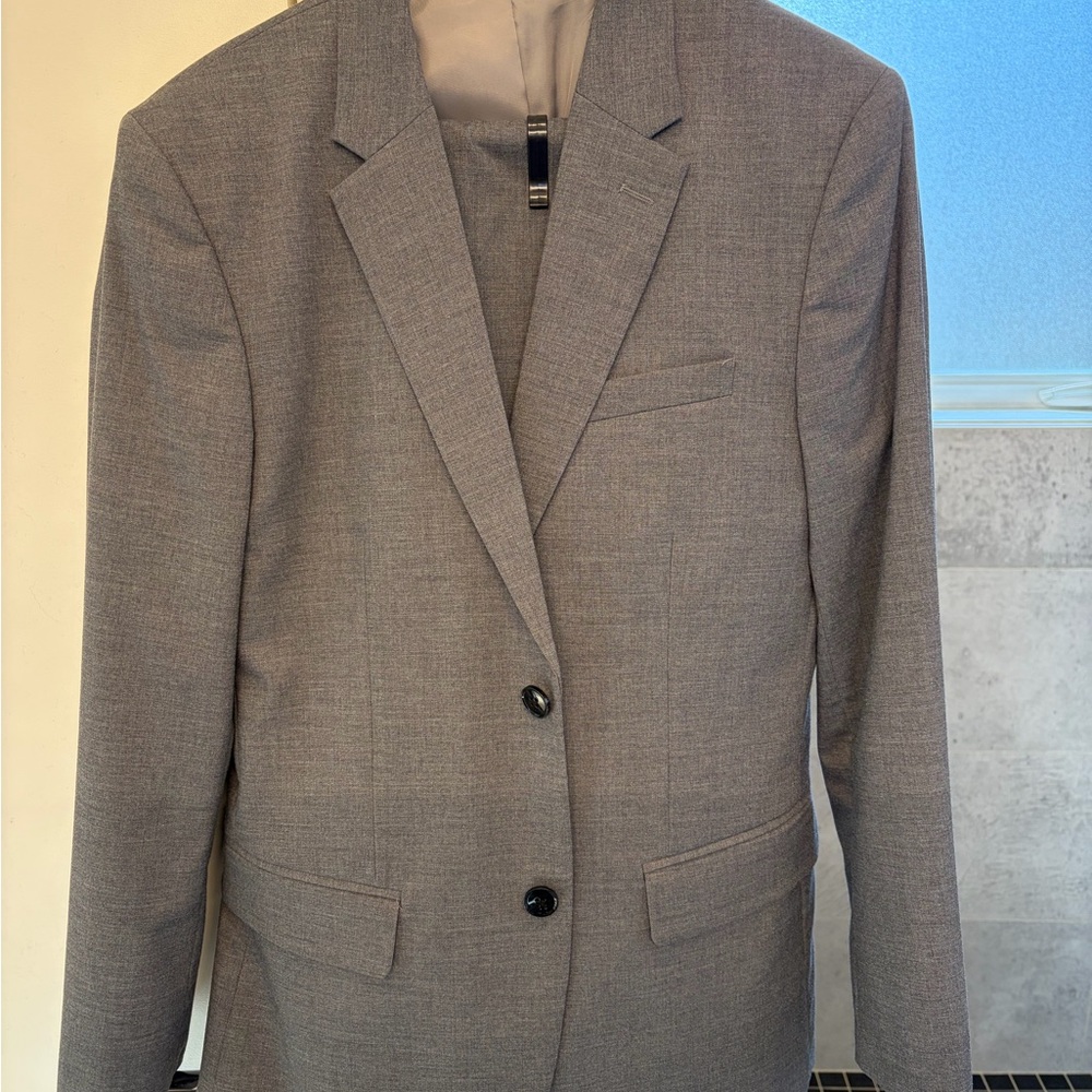H&M Classic Gray Men's Suit